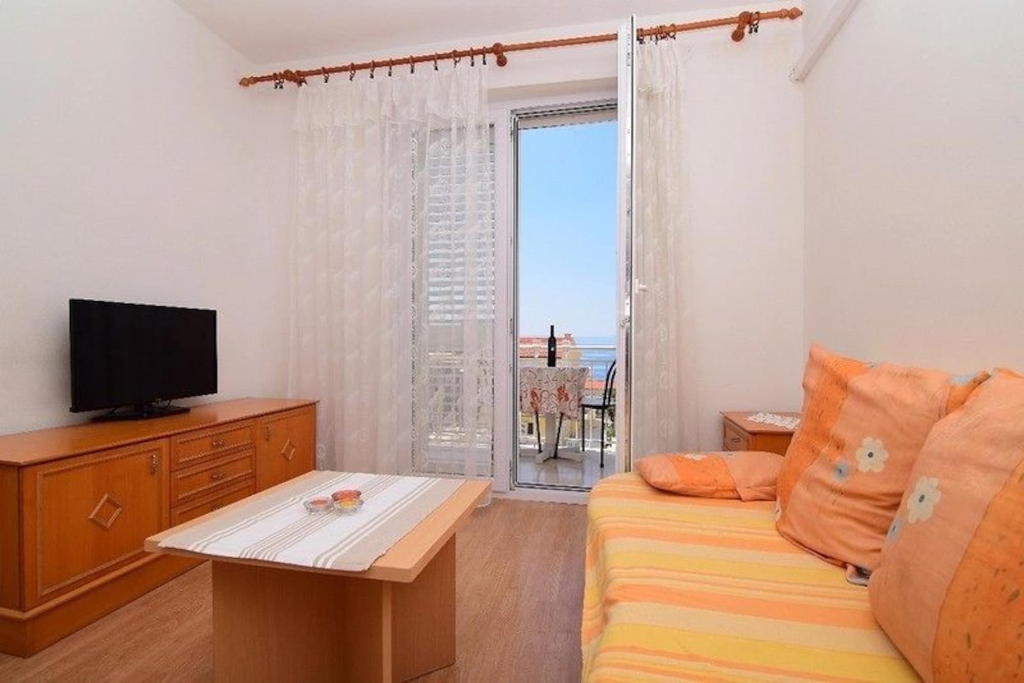 Apartment Renata Makarska